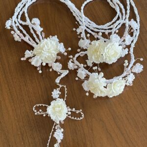 Lazo Rosetta tradicional de boda con flores ivory, perlas y cristales rosa